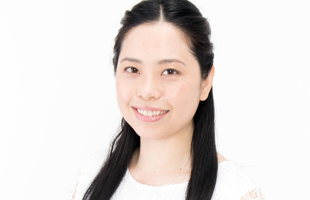顔ヨガ　中嶋志帆プロフィール写真