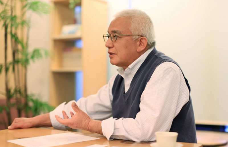語りかける有田先生