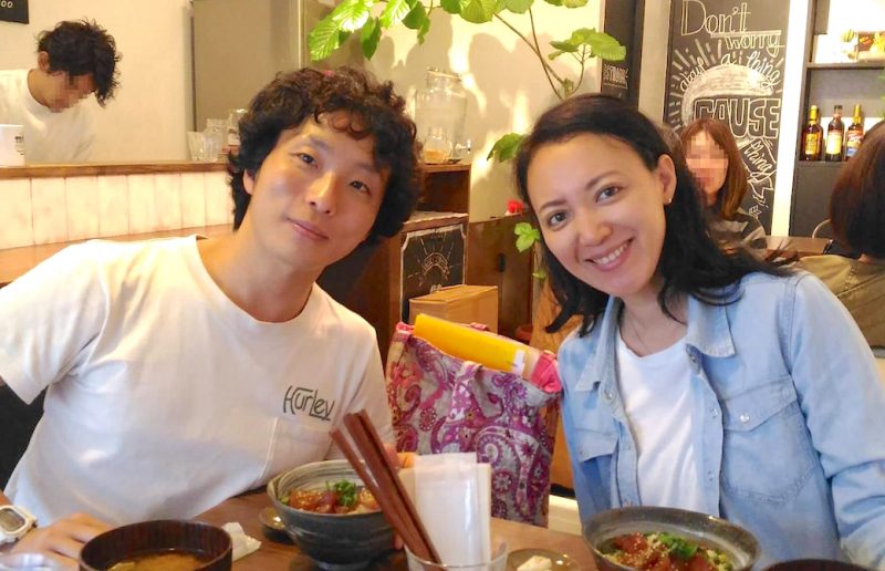 まり先生へインタビューしているときに撮影したKG先輩と真理先生の2ショット