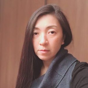 ヨギーニデスクの大嶋朋子