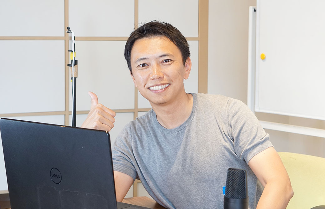 ヨガジェネレーション代表:酒造博明の笑顔