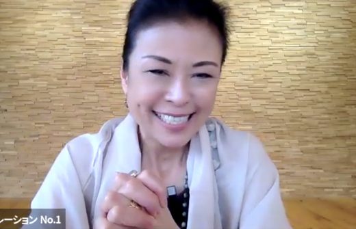 マック久美子先生によるイシュタヨガ体験クラス