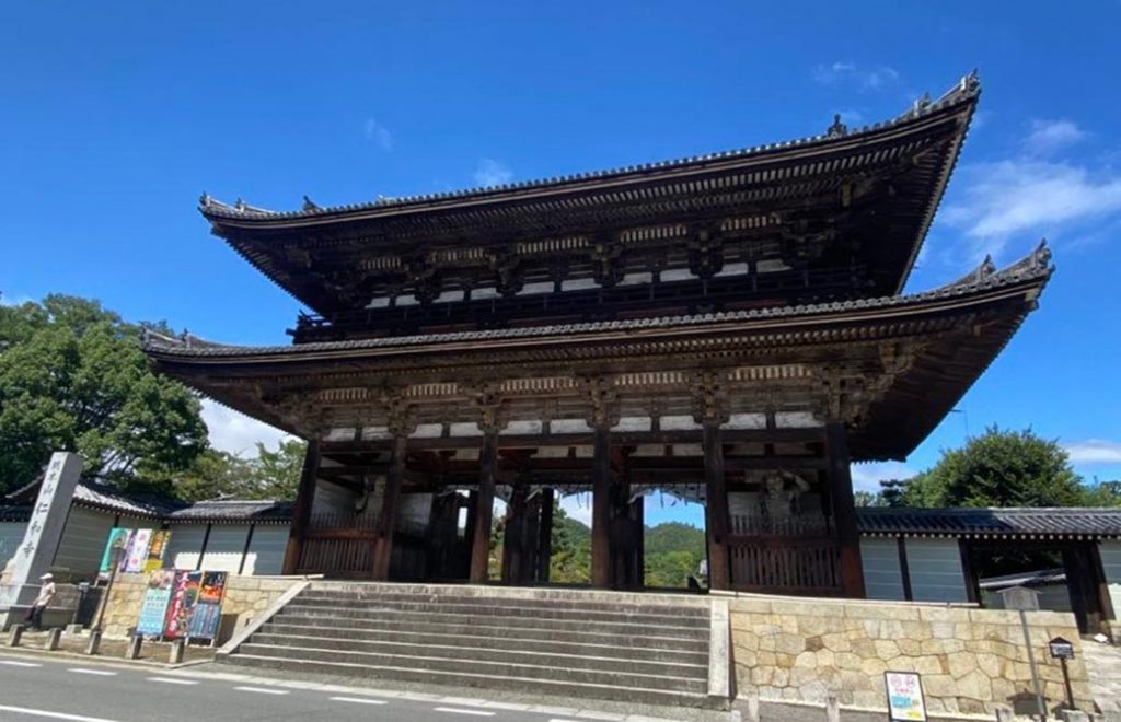 仁和寺の二王門