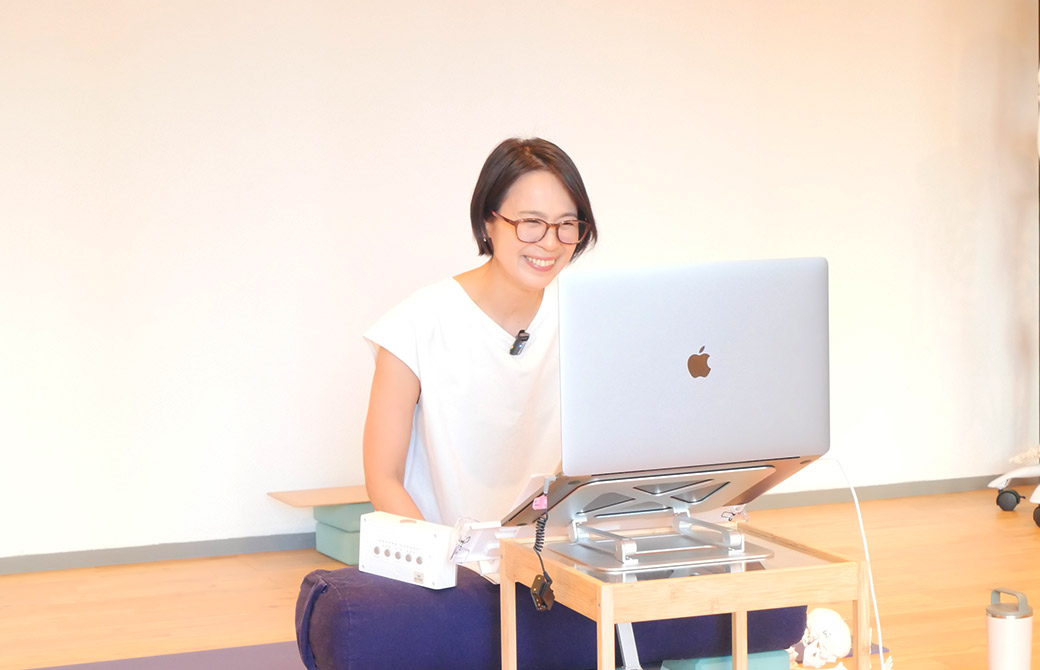 Ｍｉｗａ先生が解剖学を教えている様子